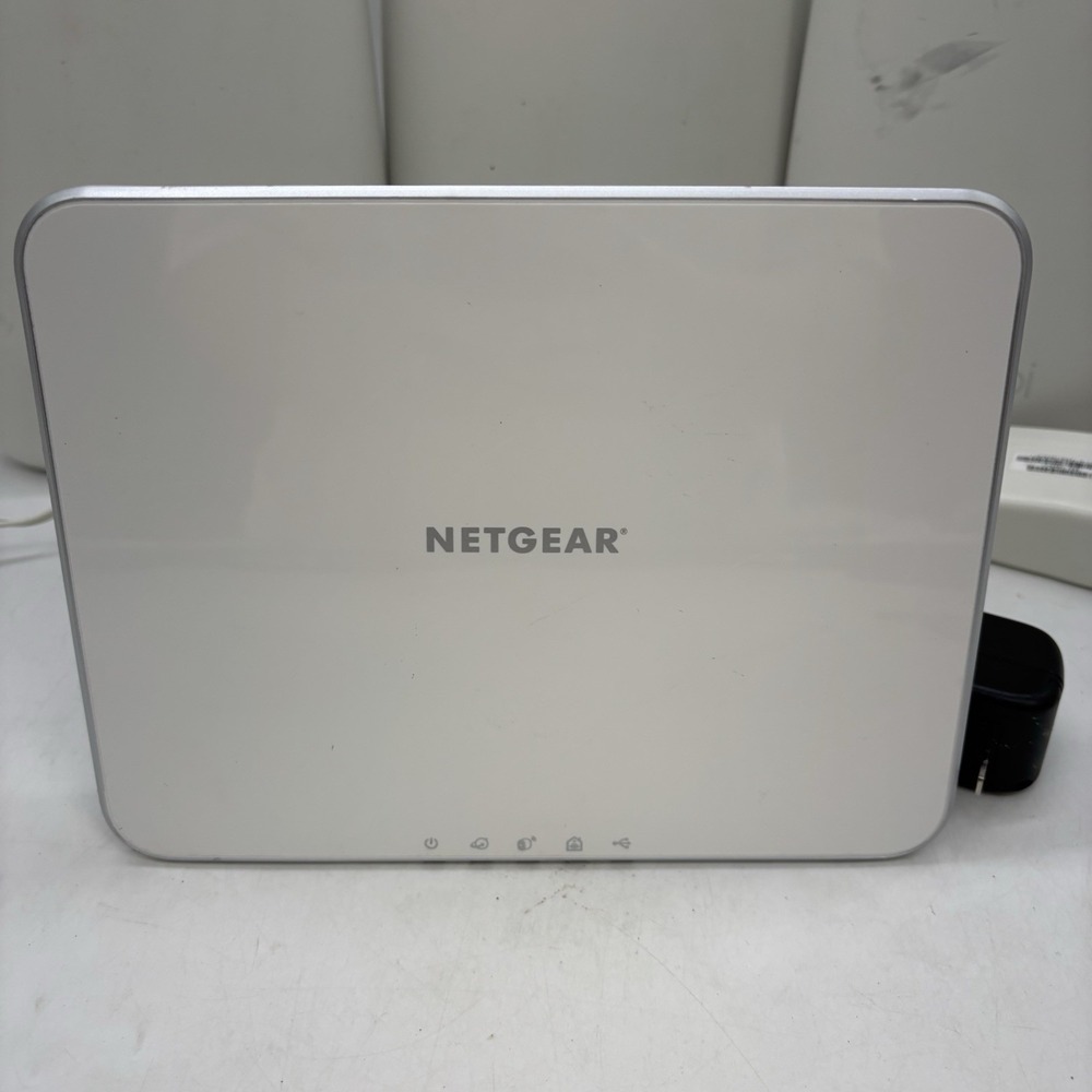 Set of 3 NETGEAR Orbi Routers RBR50v2, Satellite RBS50v2, Router RBR50 Wifi - Picture 2 of 14